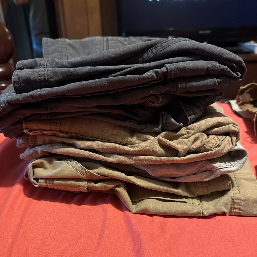 Men’s size 36 shorts